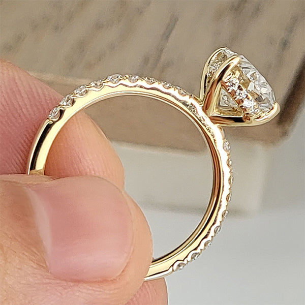 Custom jewelry and contact — Simran Collection